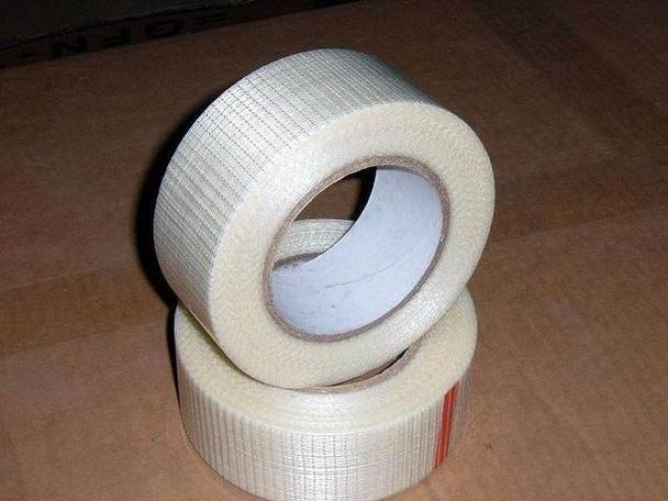 Produsen pita serat memperkenalkan Anda pada karakteristik dan keunggulan pita fiberglass