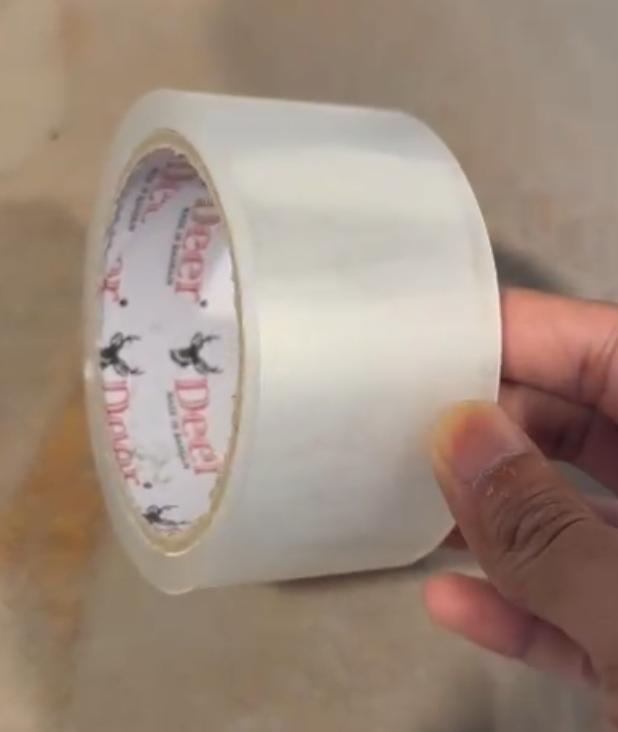 Tape transparan hewan peliharaan memiliki keunggulan berikut: