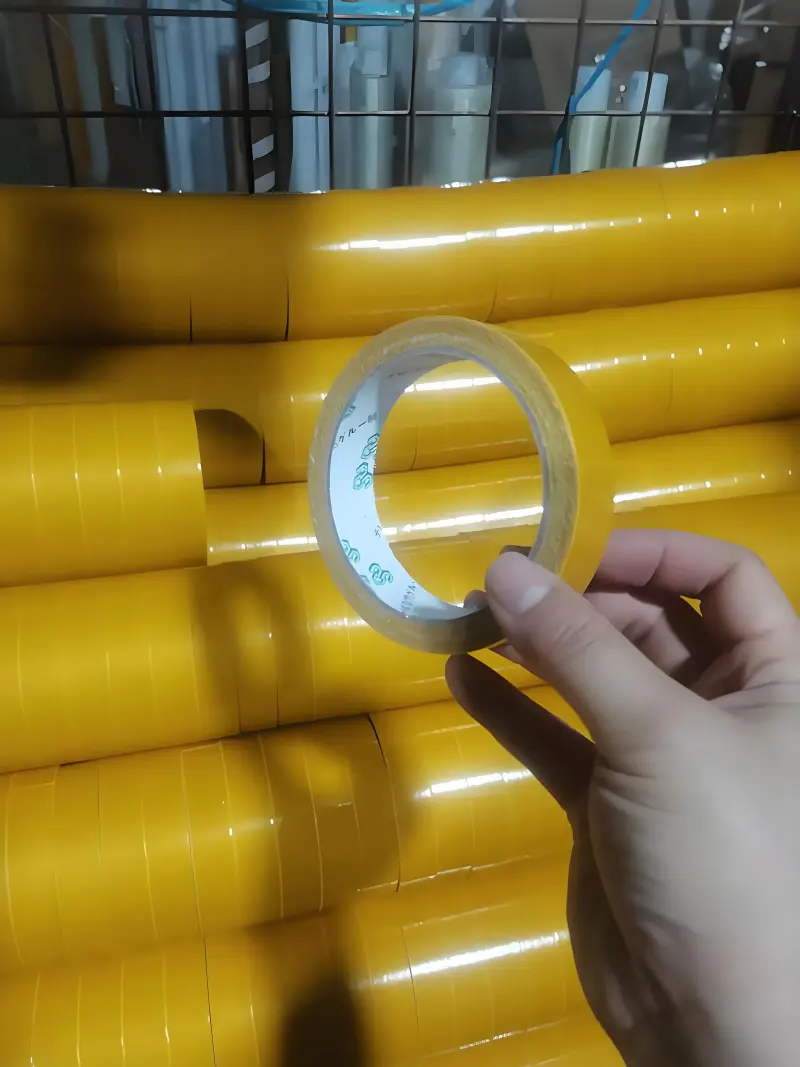 Jenis selotip dua sisi transparan